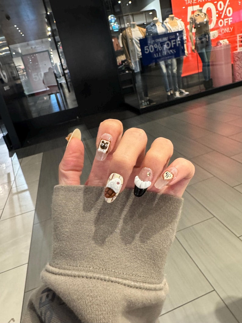 Capybara like Ice Cream